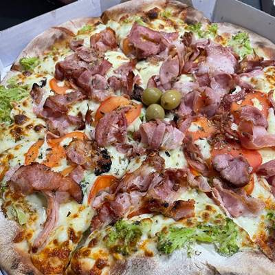 Delivery de Pizzaria em Curitiba - MenuDino