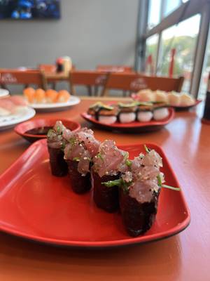 Gunkan Maki Atum 4 un