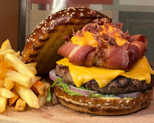 Logo restaurante BRUTTUS BBQ HAMBURGUERIA