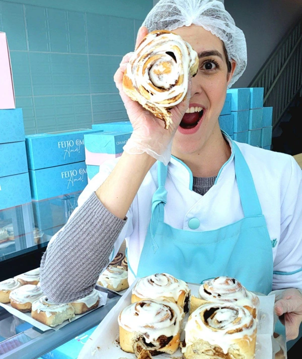 Logo restaurante Cinamor Cinnamon Rolls